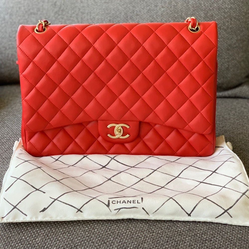 Chanel Maxi Classic Double Flap - Picture 1 of 5